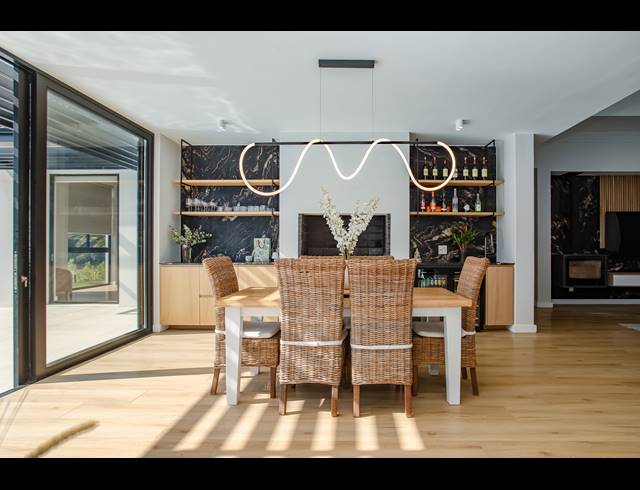 4 BEDROOM HOUSE FOR SALE IN PEARL VALLEY GOLF & COUNTRY ESTATE
